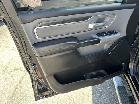 Used 2019 RAM 1500 Big Horn AWD/4WD image 18