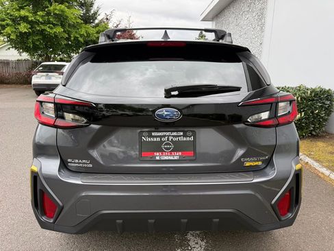Used 2024 Subaru Crosstrek 2.5i Sport AWD/4WD image 8