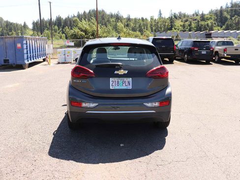 Used 2019 Chevrolet Bolt LT FWD image 6