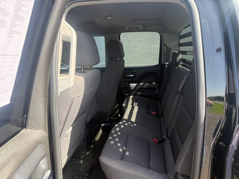 Used 2017 Chevrolet Silverado 1500 LT w/ Redline Edition AWD/4WD image 9