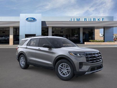 New 2026 Ford Explorer Active image 7