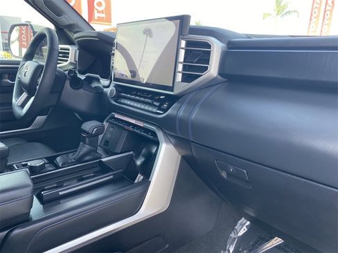 Certified 2025 Toyota Sequoia Platinum image 16