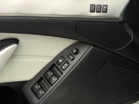 Used 2011 INFINITI G37 Sport w/ Premium Pkg image 41