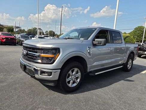 Used 2025 Ford F150 XLT w/ Equipment Group 301A Standard AWD/4WD image 3