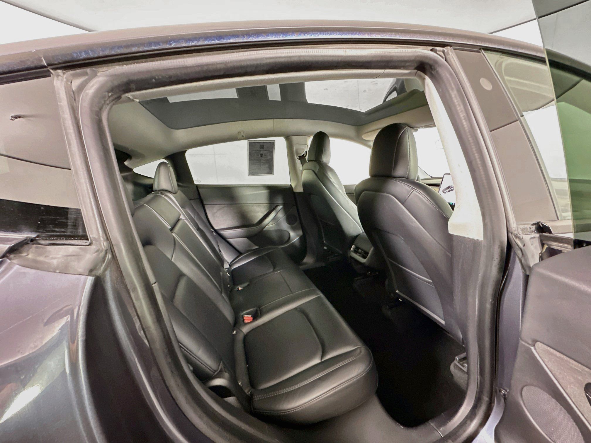 Used 2021 Tesla Model Y 2WD image 29