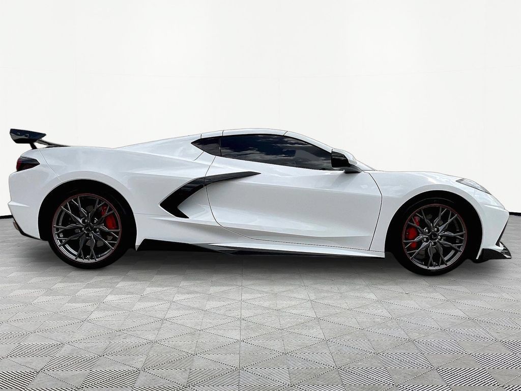 Used 2023 Chevrolet Corvette Stingray Premium Cpe w/ Z51 Performance Package RWD image 5