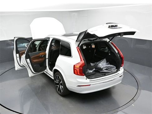 Used 2023 Volvo XC90 B6 Plus w/ Protection Package Premier image 50