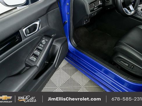 Used 2024 Honda Civic Touring image 8