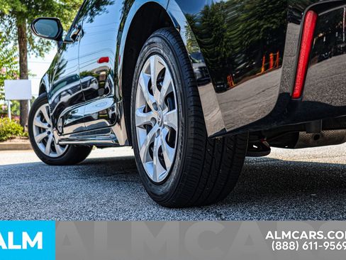 Used 2023 Toyota Corolla LE image 17