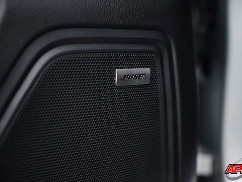 Used 2015 Porsche Macan Turbo image 31