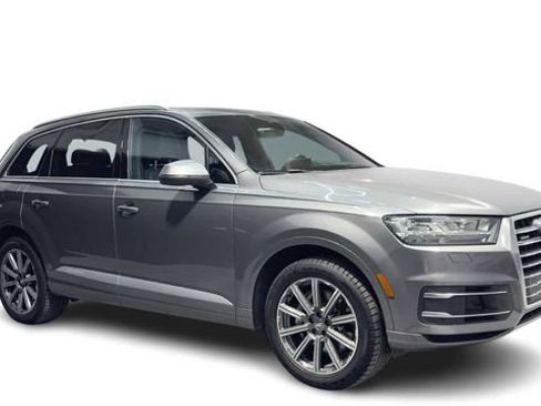 Used 2018 Audi Q7 3.0T Premium Plus w/ Premium Plus Package AWD/4WD image 7