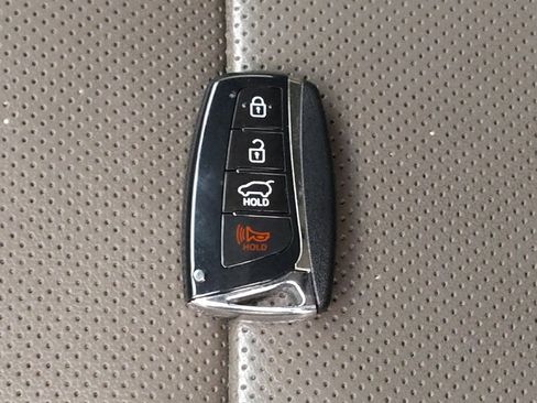 Used 2017 Hyundai Santa Fe Sport AWD/4WD image 32