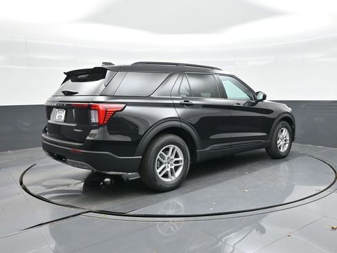 New 2026 Ford Explorer Active w/ Active Comfort Package RWD image 7