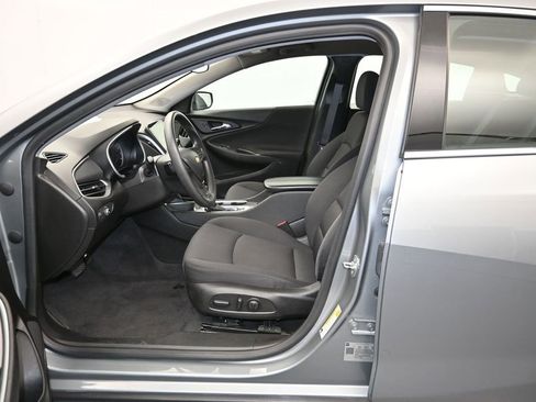Used 2024 Chevrolet Malibu LT FWD image 19