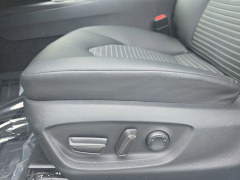 Used 2023 Toyota Camry SE FWD image 27