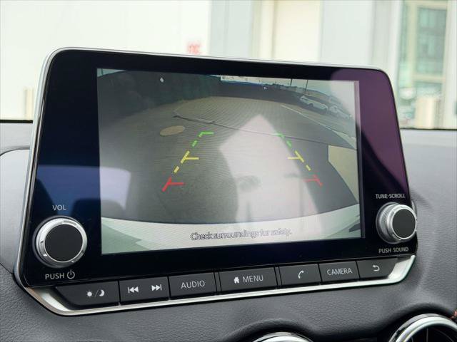 Used 2023 Nissan Sentra SR w/ Electronics Package FWD image 29