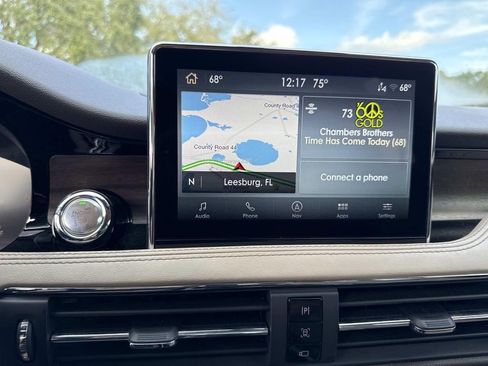 Certified 2022 Lincoln Corsair Reserve w/ Luxury Package image 24