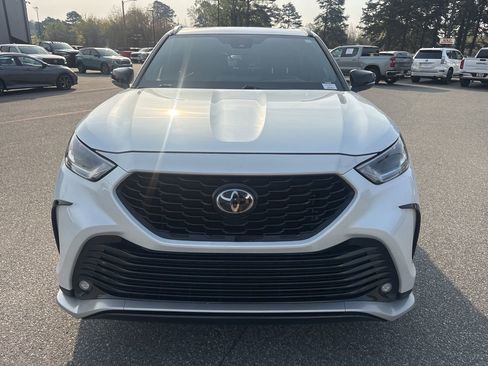 Used 2023 Toyota Highlander XSE image 10