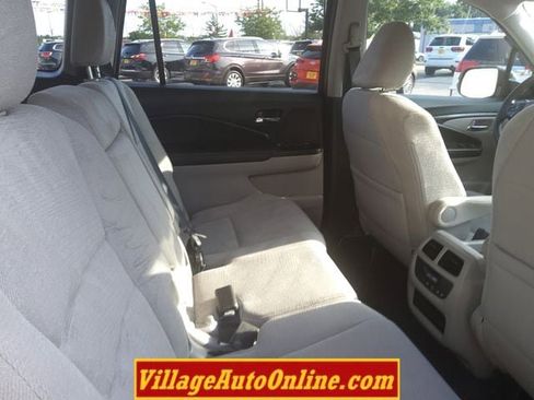 Used 2016 Honda Pilot EX image 32
