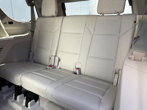 Certified 2024 Cadillac Escalade Sport Platinum w/ LPO, ONYX Package AWD/4WD image 14