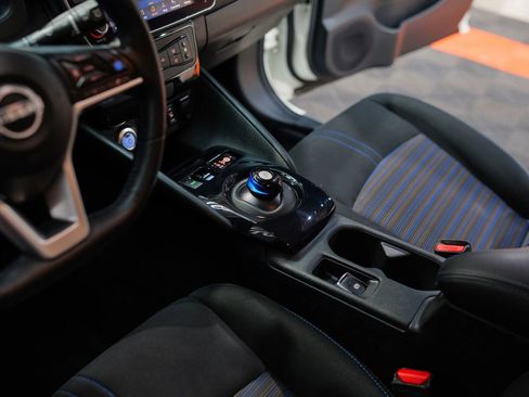 Used 2023 Nissan Leaf SV Plus image 22