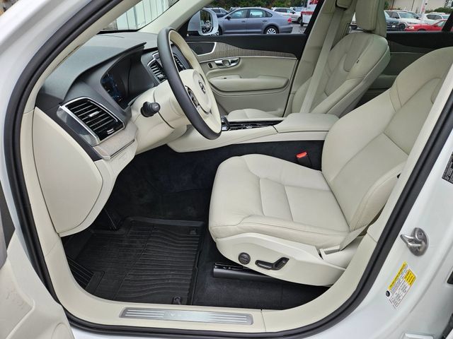 Certified 2025 Volvo XC90 T8 Plus w/ Protection Package Premier AWD/4WD image 18