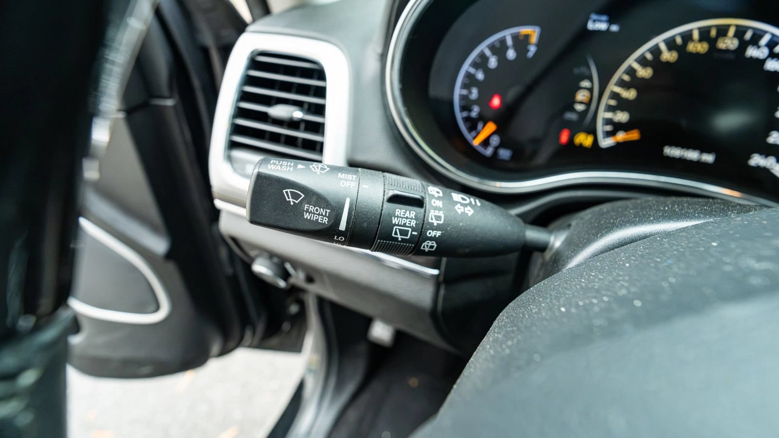 Used 2019 Jeep Grand Cherokee Summit w/ Platinum Series Group AWD/4WD image 40