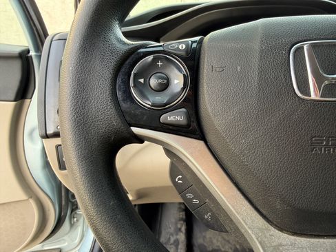 Used 2015 Honda Civic Hybrid Sedan 4D image 21