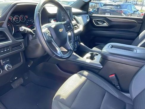 Used 2022 Chevrolet Suburban LS image 10