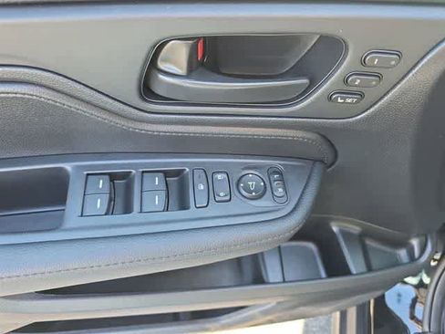 Certified 2026 Honda Odyssey EX-L image 35