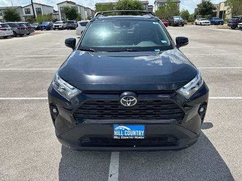Used 2023 Toyota RAV4 XLE Premium FWD image 8
