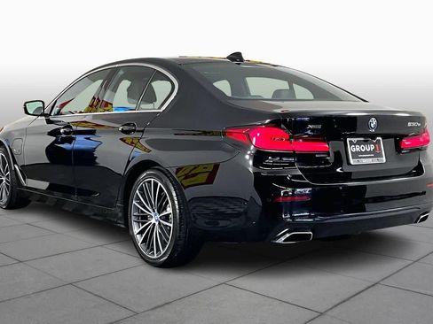 Used 2023 BMW 530e xDrive image 11