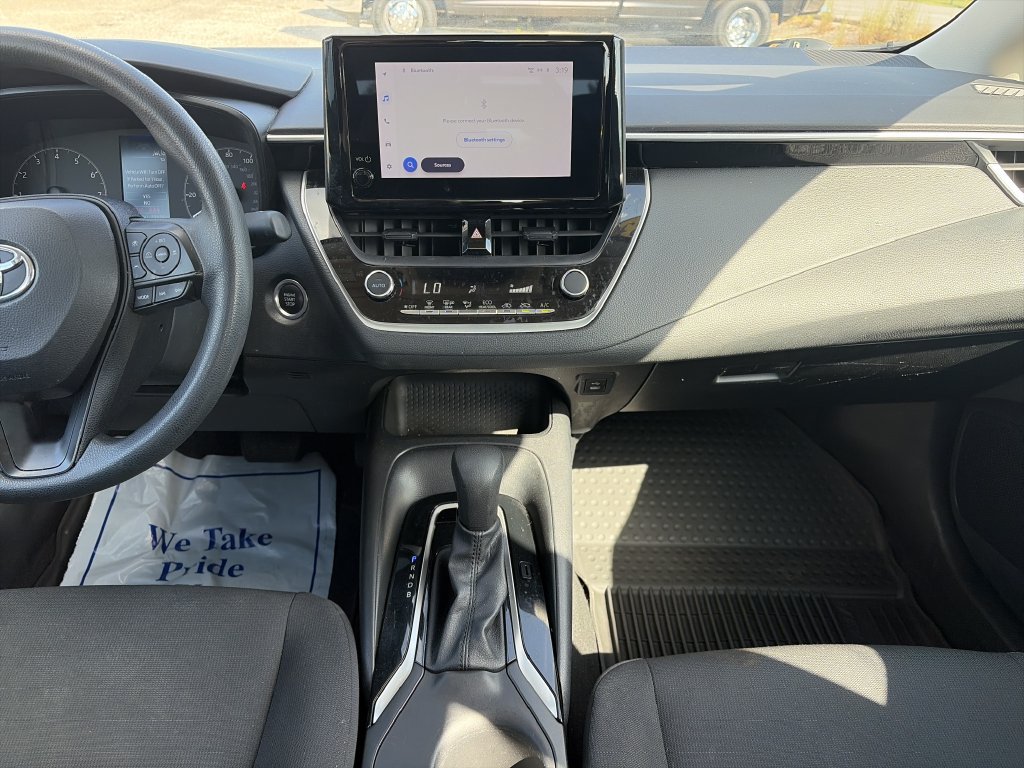 Used 2023 Toyota Corolla LE w/ LE Premium Package FWD image 15