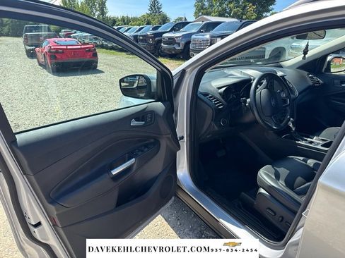 Used 2019 Ford Escape SEL AWD/4WD image 9