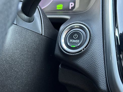 Used 2023 Chevrolet Bolt EUV LT image 22