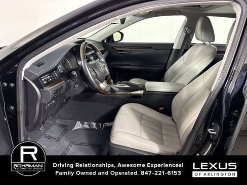 Used 2017 Lexus ES 350 image 4