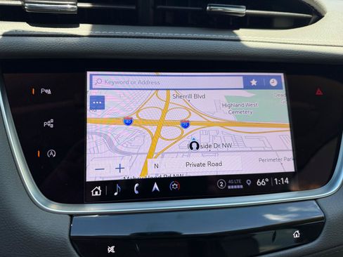 Used 2023 Cadillac XT5 Premium Luxury w/ Technology Package AWD/4WD image 31