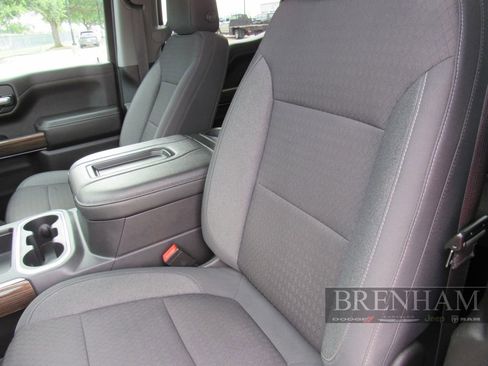 Used 2022 Chevrolet Silverado 1500 RST AWD/4WD image 16