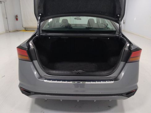 Used 2022 Nissan Altima 2.5 SV image 29