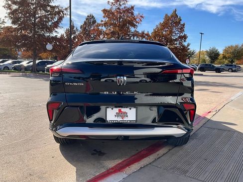 Used 2025 Buick Envista Sport Touring image 7