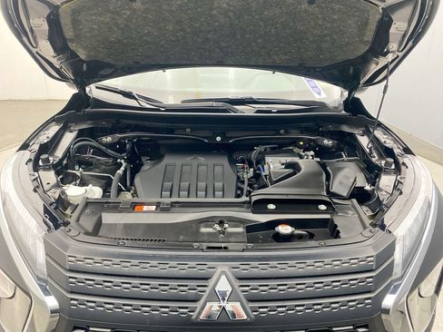 Used 2024 Mitsubishi Eclipse Cross AWD image 11