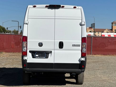New 2026 RAM ProMaster 1500 w/ Quick Order Package 22G SLT image 4