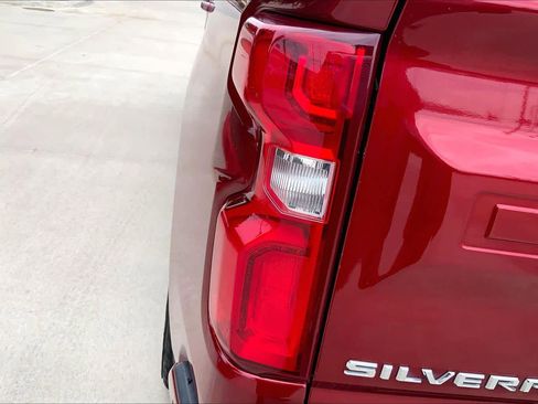 Used 2021 Chevrolet Silverado 1500 RST w/ Texas Edition Plus AWD/4WD image 28