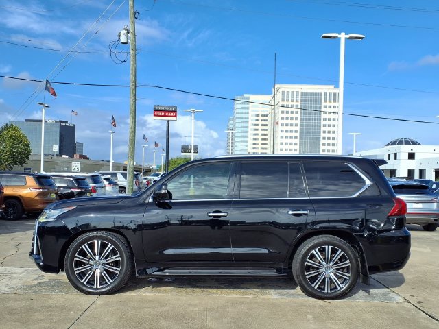 Used 2018 Lexus LX 570 4WD w/ Luxury Package image 24