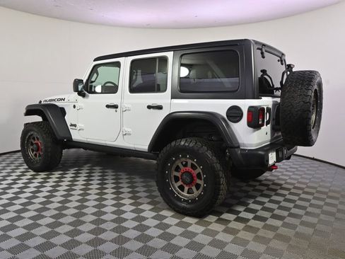 Used 2019 Jeep Wrangler Unlimited Rubicon AWD/4WD image 3