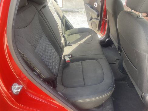 Used 2015 Kia Soul + FWD image 15