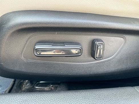 Used 2022 Honda Civic Touring image 14