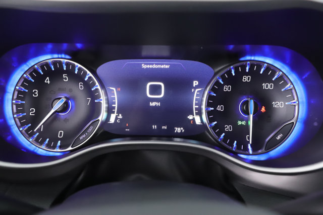 New 2027 Chrysler Pacifica Select FWD image 21