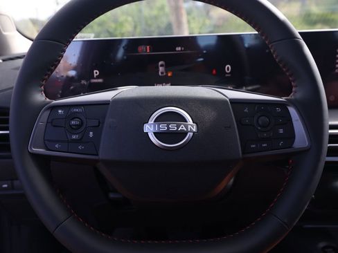 New 2026 Nissan Sentra SR FWD image 24