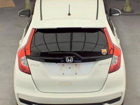 Used 2018 Honda Fit Sport image 6
